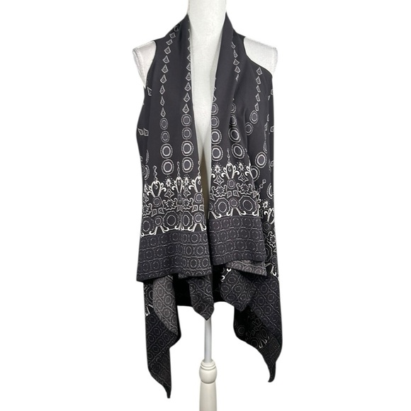 Boho Tribal Print Black & White Open Sleeveless Cardigan Size Medium - Picture 1 of 5